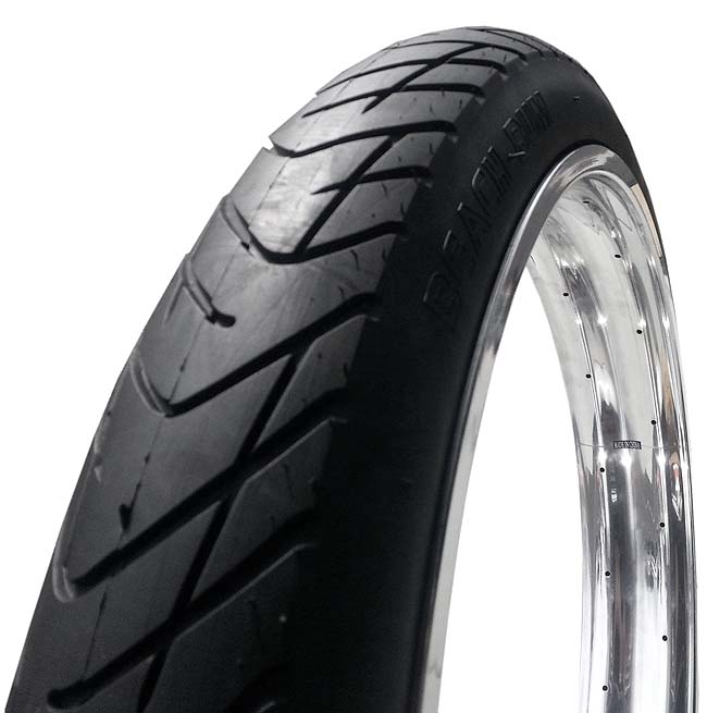 The Beach Bum looks cool spread out on a 4 inch rim, but it doesn't ride well