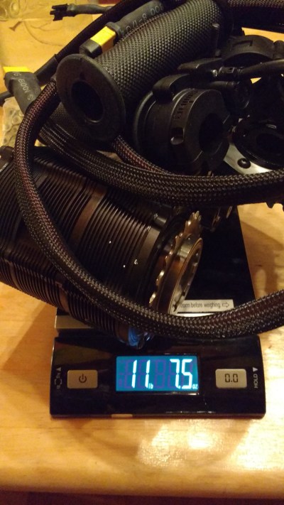 The 3000W kit with everything included is still under 12lbs