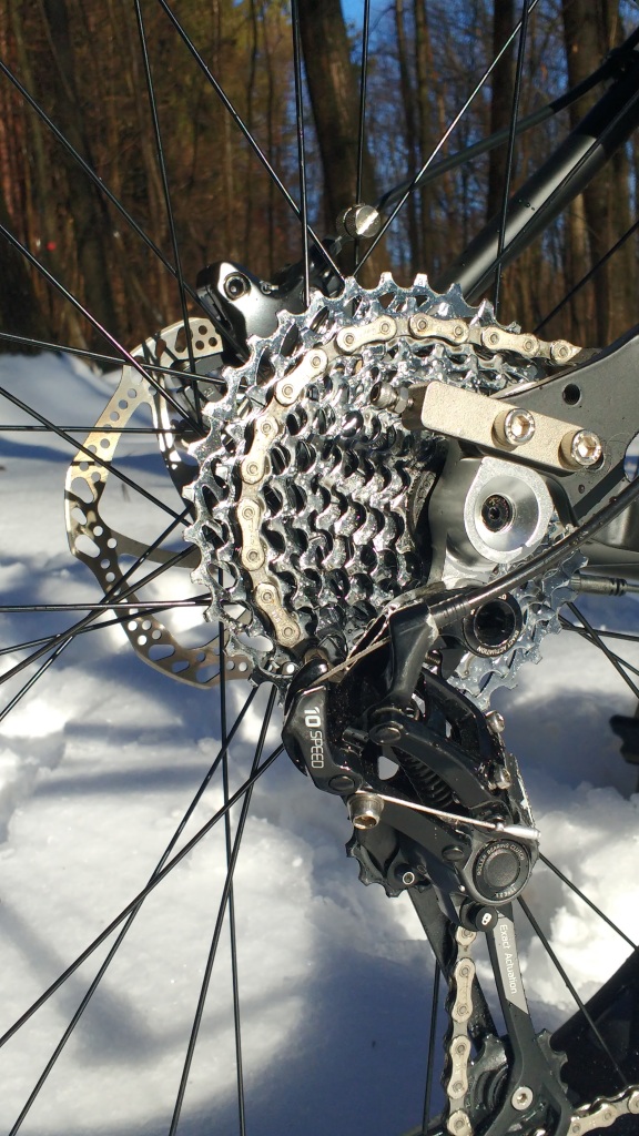 10 speed chain with a X9 derailleur means fewer chain problems